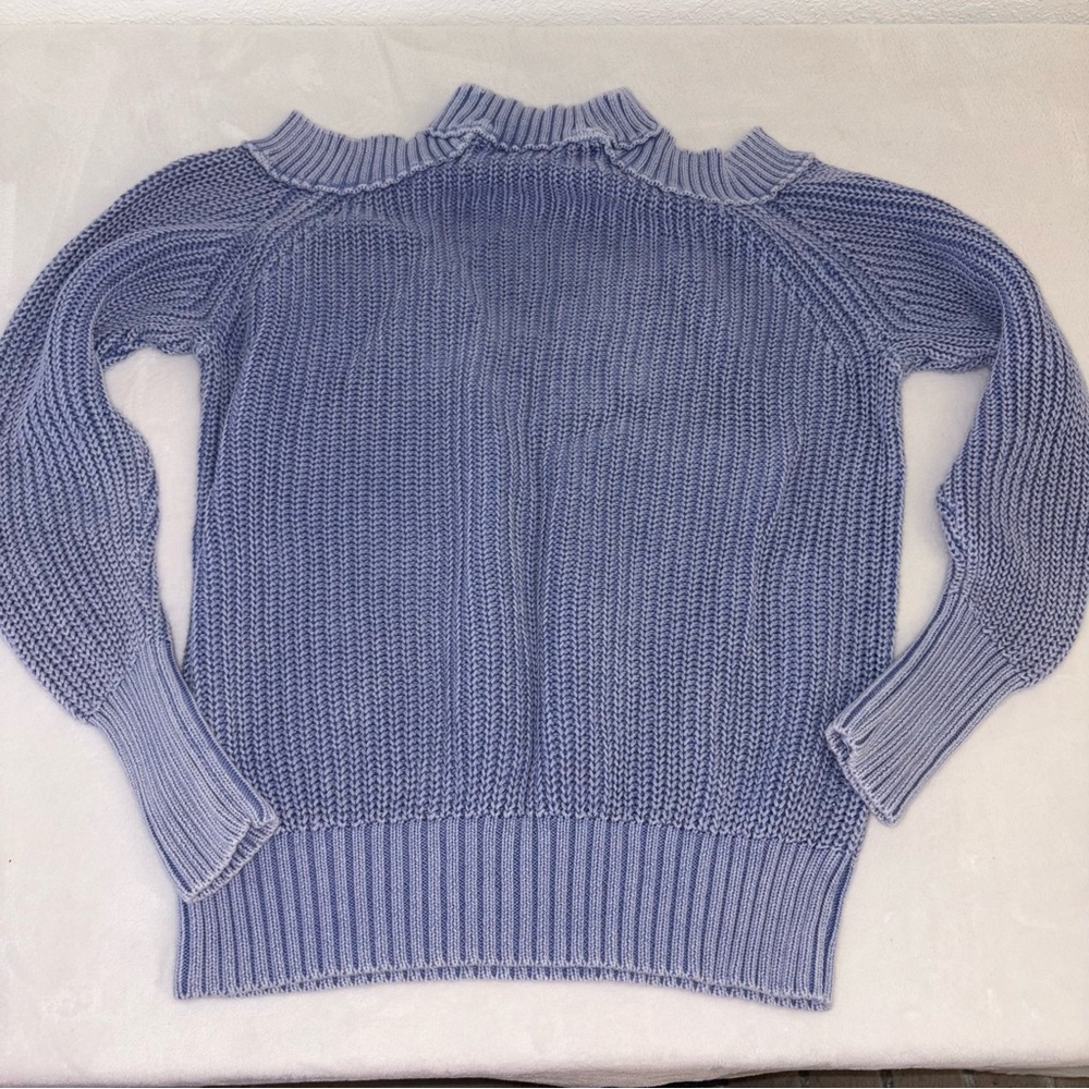Free People Half Moon Bay Cold‎ Shoulder Pullover knit size XS cornflower blue